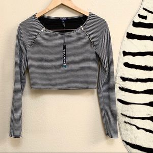 NWT TILDON Black and White Long sleeve Crop Top